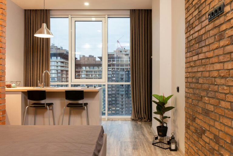 Cleanzilla professional apartment cleaning. Expert house cleaning in Queens. Cleaning services in Midtown Manhattan